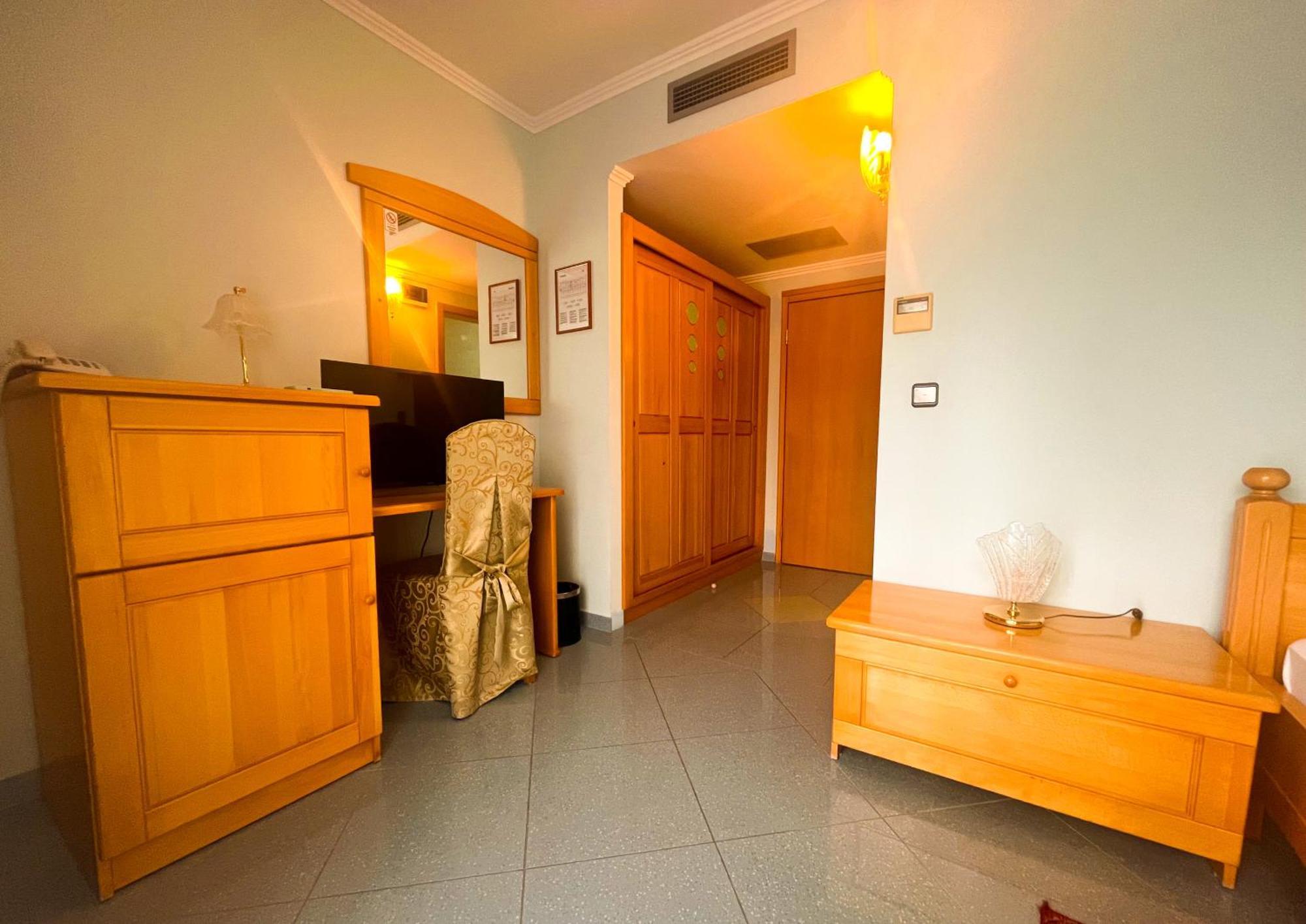 Hotel Miramare ヴォディツェ 部屋 写真
